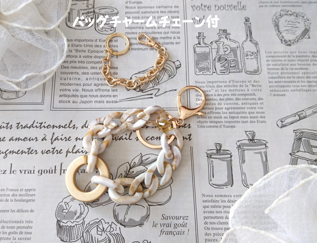 画像: 【送料無料】【バッグチャーム/キーホルダー】◆flower storm◆アクリルチェーン＆ガラスストーン White×Gold バッグチャームチェーン付（バッグアクセサリー キーリング 日本製 ハンドメイド）